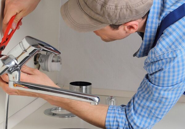 How To Install Faucets At Residential Building In San Diego?