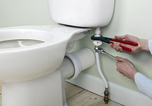 How To Repair Your Old Toilet In San Diego?